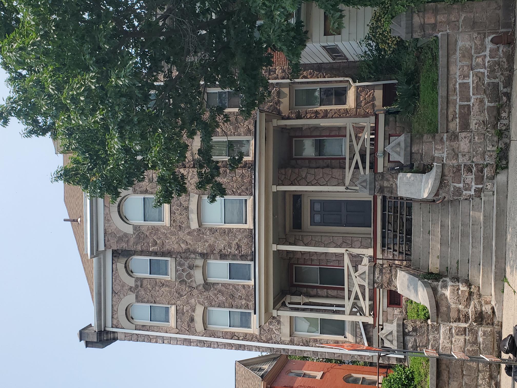1335 Perkiomen Ave