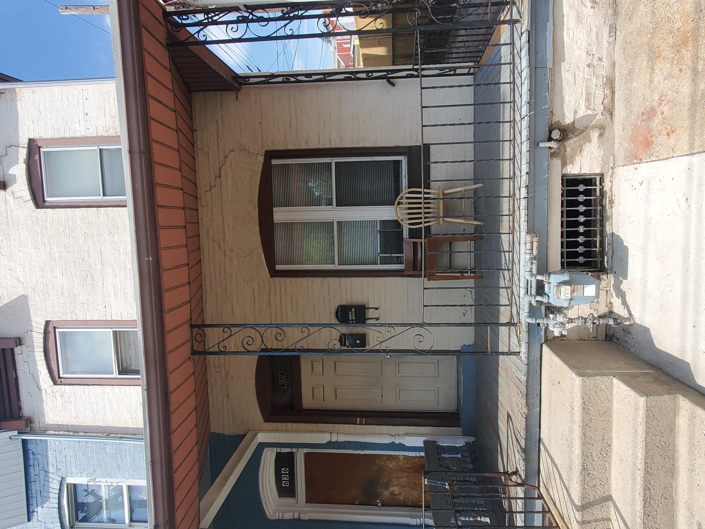 638 N 2nd