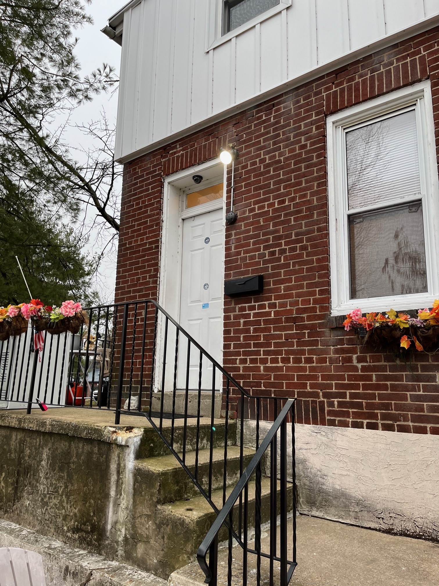 500 Upland Avenue - 2F