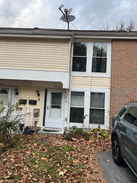 825 Summit Chase Drive