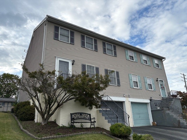 104 Morgan Dr
